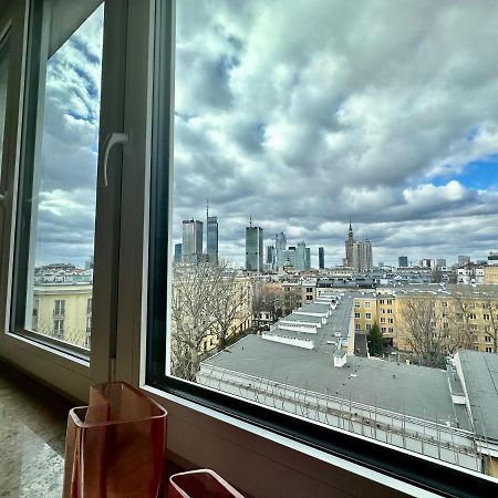 Super Beauty Metro Wifi 65'Tv Netflix Hbo Appletv+ Apartment Warsaw Exterior photo